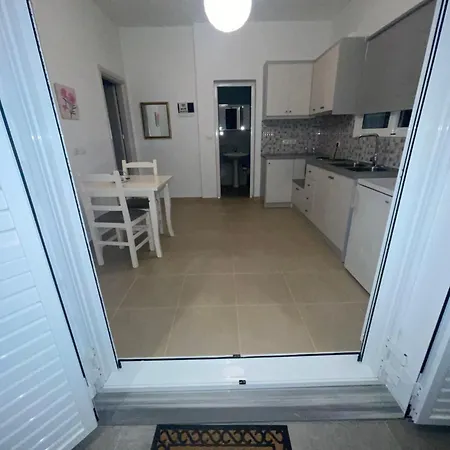 Tatil Evi Miranda's & Saranda